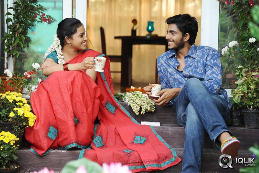 Mallela theeram lo Sirimalle Puvvu